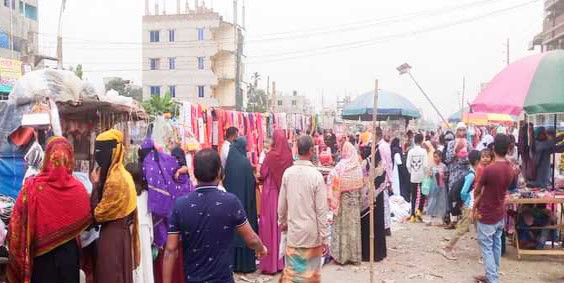 কুতুবপুরে মসজিদ ও কবরস্থানের উন্নয়নের নাম করে অবৈধ মেলা থেকে চাঁদাবাজি